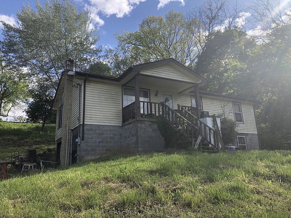 1st image of 250 Garrison Ln