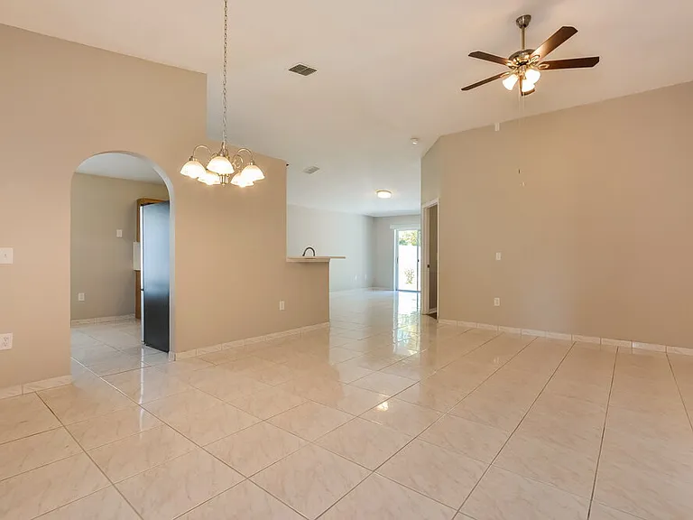 10113 Dean Chase Blvd — Photo 6