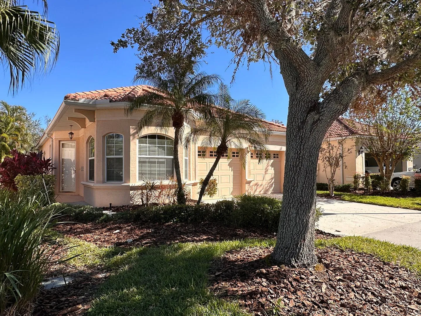 6251 Wingspan Way — Photo 2
