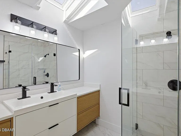 10 Flametree Ct — Photo 27