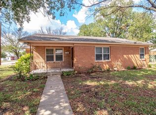 1015 W 4th St, Mc Gregor, TX 76657