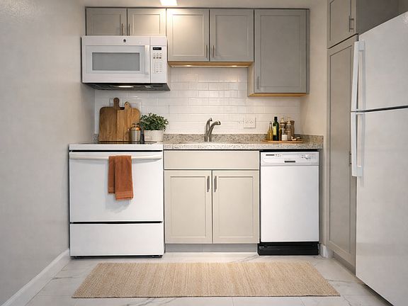 3rd image of 1112 Mount Royal Blvd APT 104