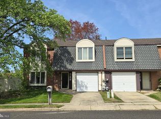 2 Cardinal Dr, Clementon, NJ 08021