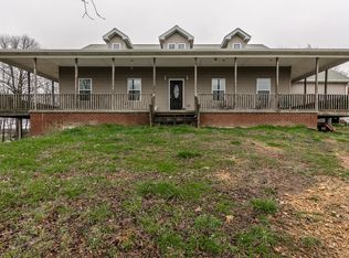 430 Henry Harris Rd, Westmoreland, TN 37186