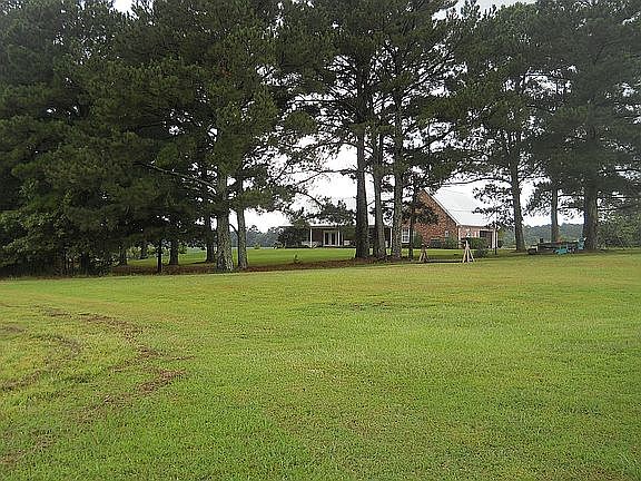 3rd image of 977 Leesburg Rd