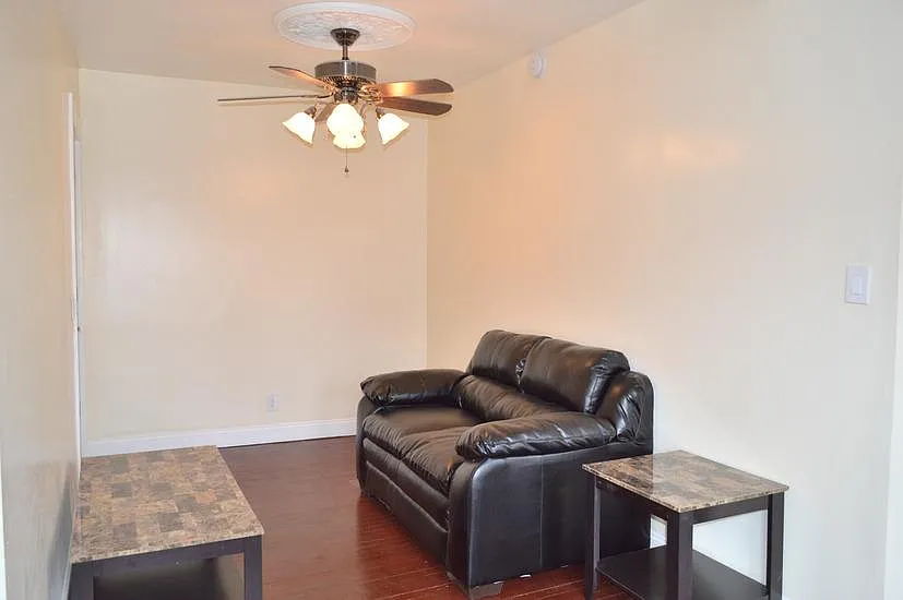 1 bed, $1,350 — Photo 3