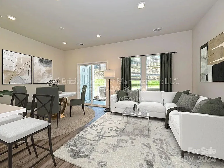 3610 Backwater St — Photo 4