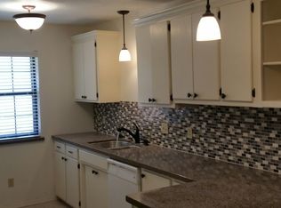 229 W Orbit Dr, Guthrie, OK 73044