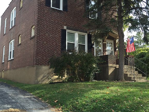 4th image of 1434 Woodland Dr #Upstairs