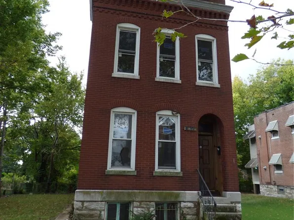 1028 Theobald St, Saint Louis, MO 63147