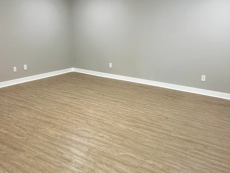 Sundance West Apartments — Photo 5
