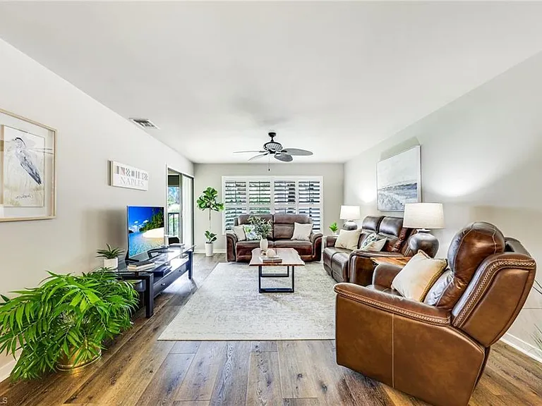4300 Belair Ln #12 — Photo 4