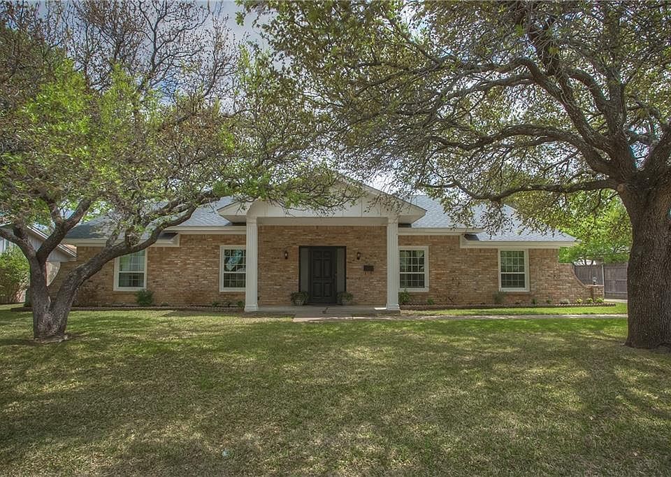 1st image of 3825 Arborlawn Dr