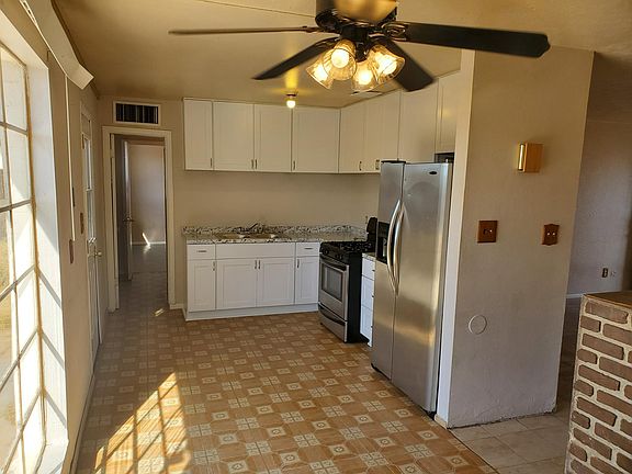 5th image of 5505 W Whitton Ave