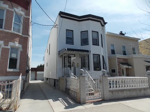 79 Logan St, Brooklyn, NY 11208