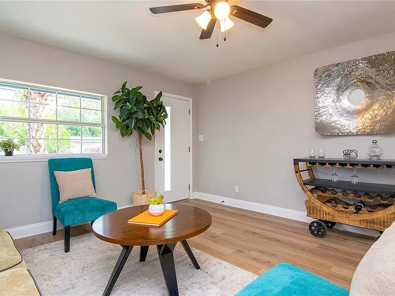 3708 W Tyson Ave — Photo 7