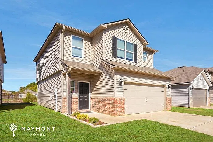 3 bed, 2.5 bath, 1689 sqft, $1,595 — Photo 2