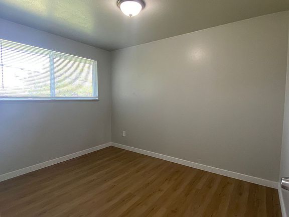 5th image of 4918 108th St SW #9
