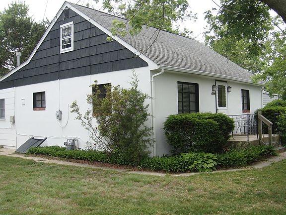 2nd image of 2407 3rd Ave