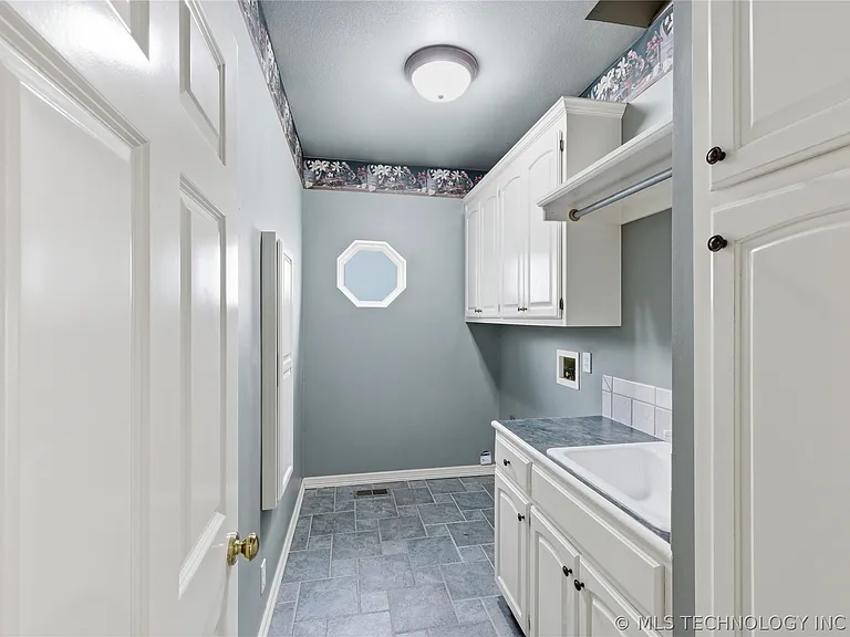 9818 E 83rd Pl — Photo 21