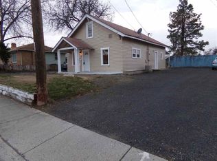 734 13th St, Clarkston, WA 99403