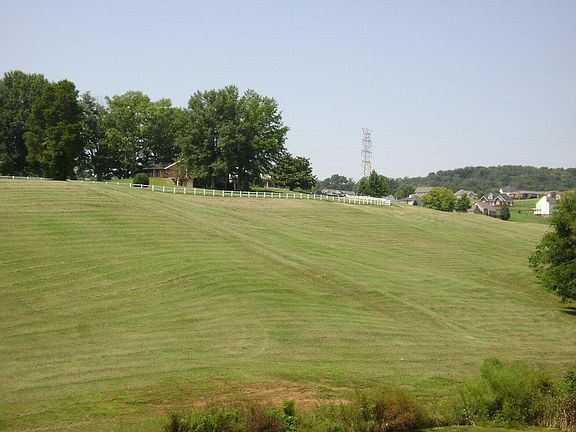 3rd image of LOT 8 Constitution Dr