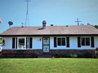 2123 Broadleaf Dr, Racine, WI 53402