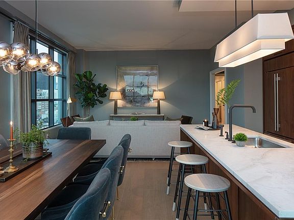 5th image of 1001 Julia St #11C
