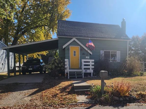 203 E 12th St, Tipton, IA 52772