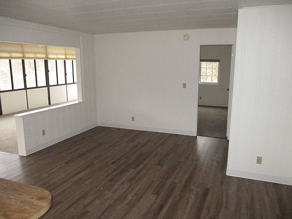 5th image of 7124 Rogue River Dr