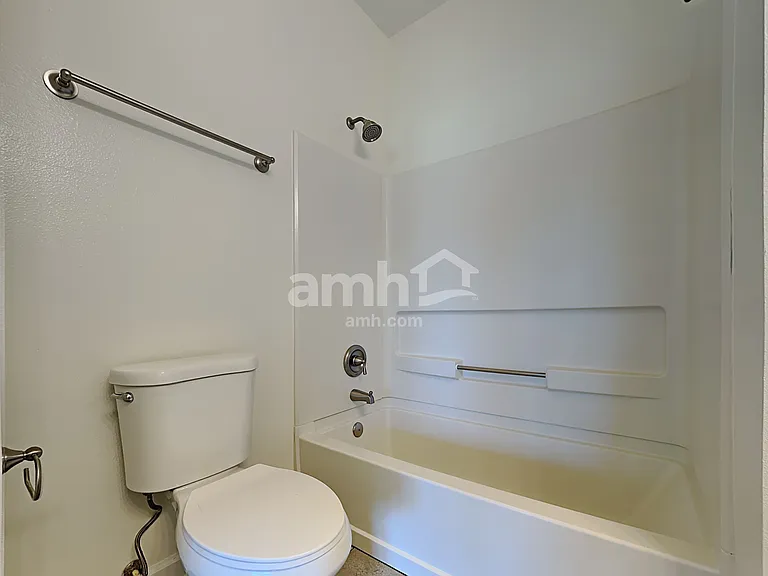 754 Taney Ct — Photo 10