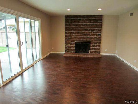 4th image of 8082 San Huerta Cir