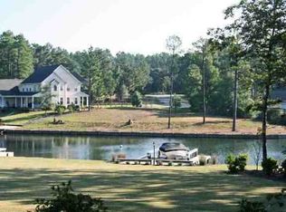 105 W Thomas Point, West End, NC 27376