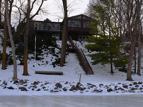 125 ft lake frontage