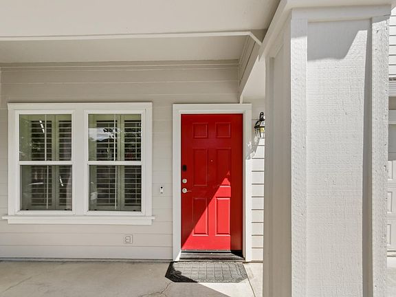 2nd image of 3167 Pender Island St