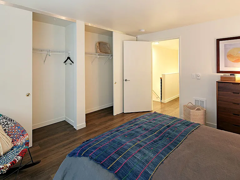 Rooster Apartments — Photo 8