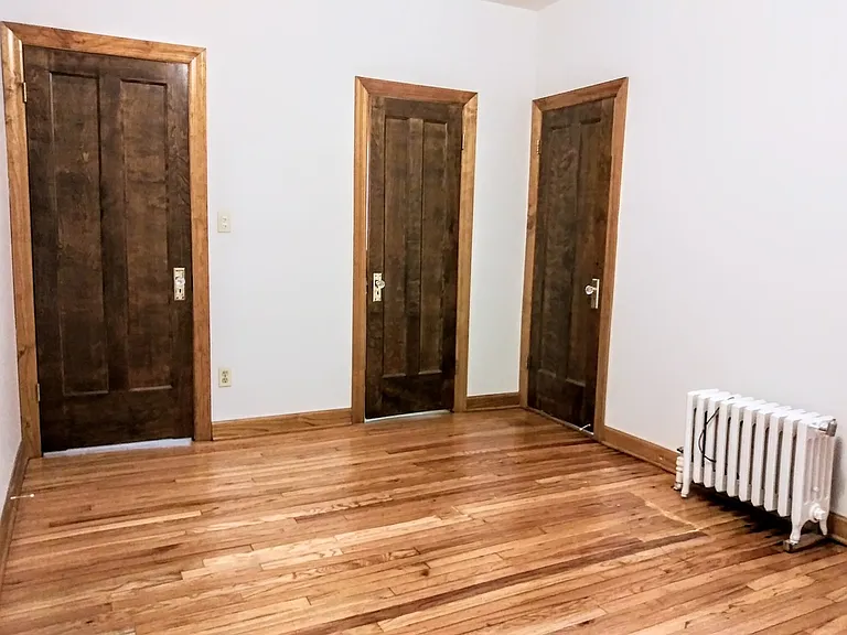 705 W Cornelia Ave #3 — Photo 11