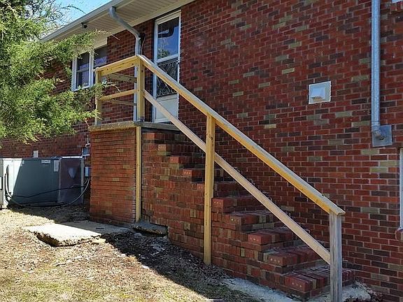 2nd image of 13746 Elderberry Ln