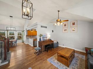21315 W 56th St, Shawnee, KS 66218