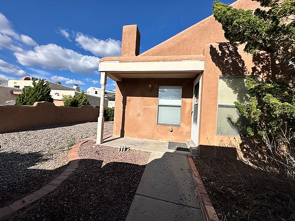 3rd image of 5418 Donahoo Ct NE