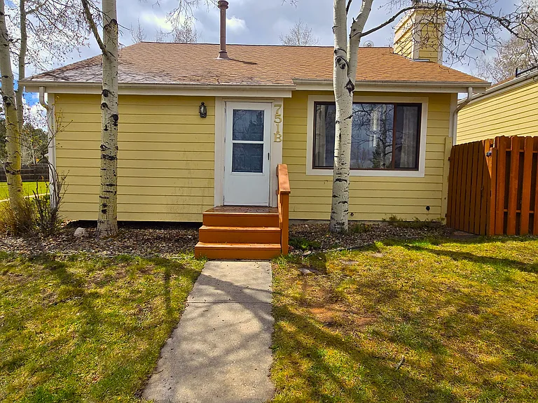 751 Columbine Village Dr #B — Photo 31