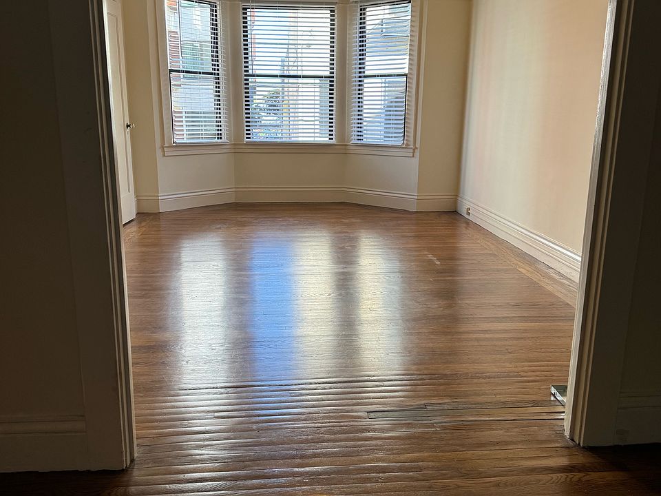 1st image of 165 Julian Ave APT 4