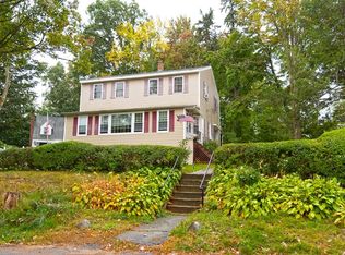 39 Seneca St, Fitchburg, MA 01420
