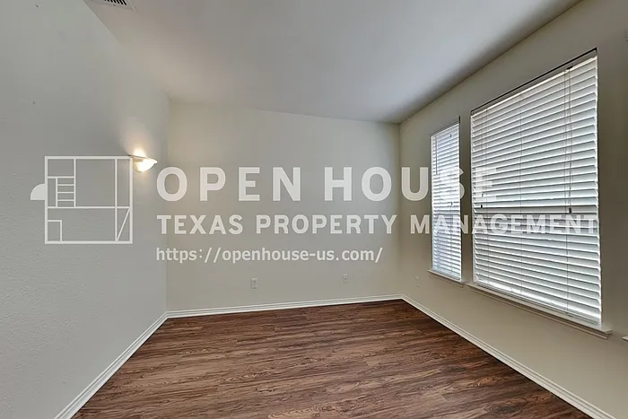 10005 Chadbourne Rd — Photo 21