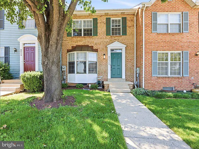 8026 Waterview Ct — Photo 1
