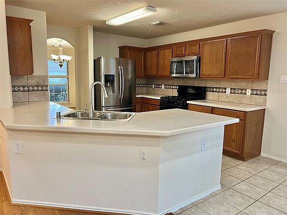 5th image of 17226 Horsetooth Canyon Dr