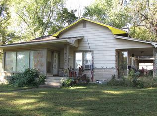 1003 N Main St, Winslow, IN 47598