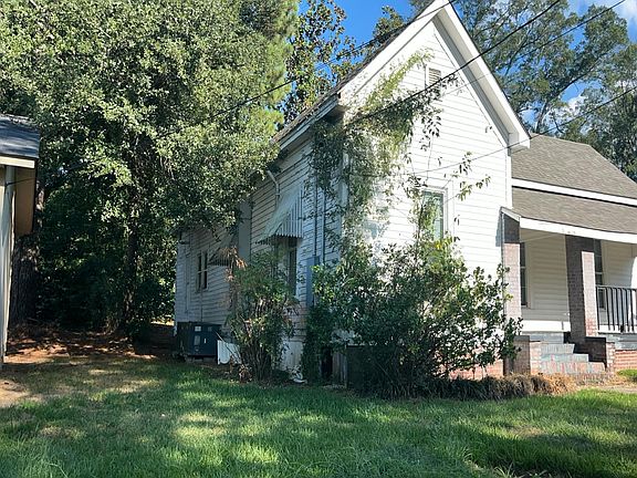 3rd image of 107 S Hazel St