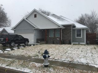 524 Mimosa St, Irving, TX 75061