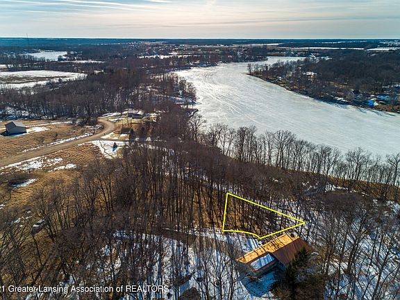 3rd image of 282 Cottonwood Dr